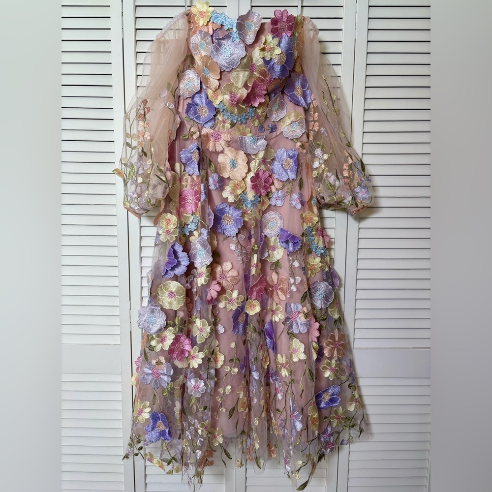 AW Bridal Catharine Floral Embroidered 3D Dress 8 & 6 & 22 - Picture 7 of 11